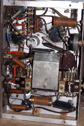 Elektrit Champion U - widok chassis od spodu