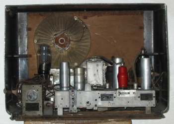 Philips 5-40A - widok z tyłu na ściankę