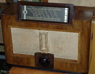 Philips 7-38A - widok z przodu