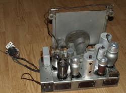 Telefunken T5U - widok chassis z tyłu